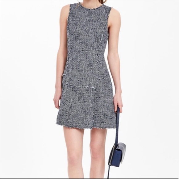 ⭐️ Banana Republic Tweed Fit and Flare Dress Size 4 - Picture 2 of 16